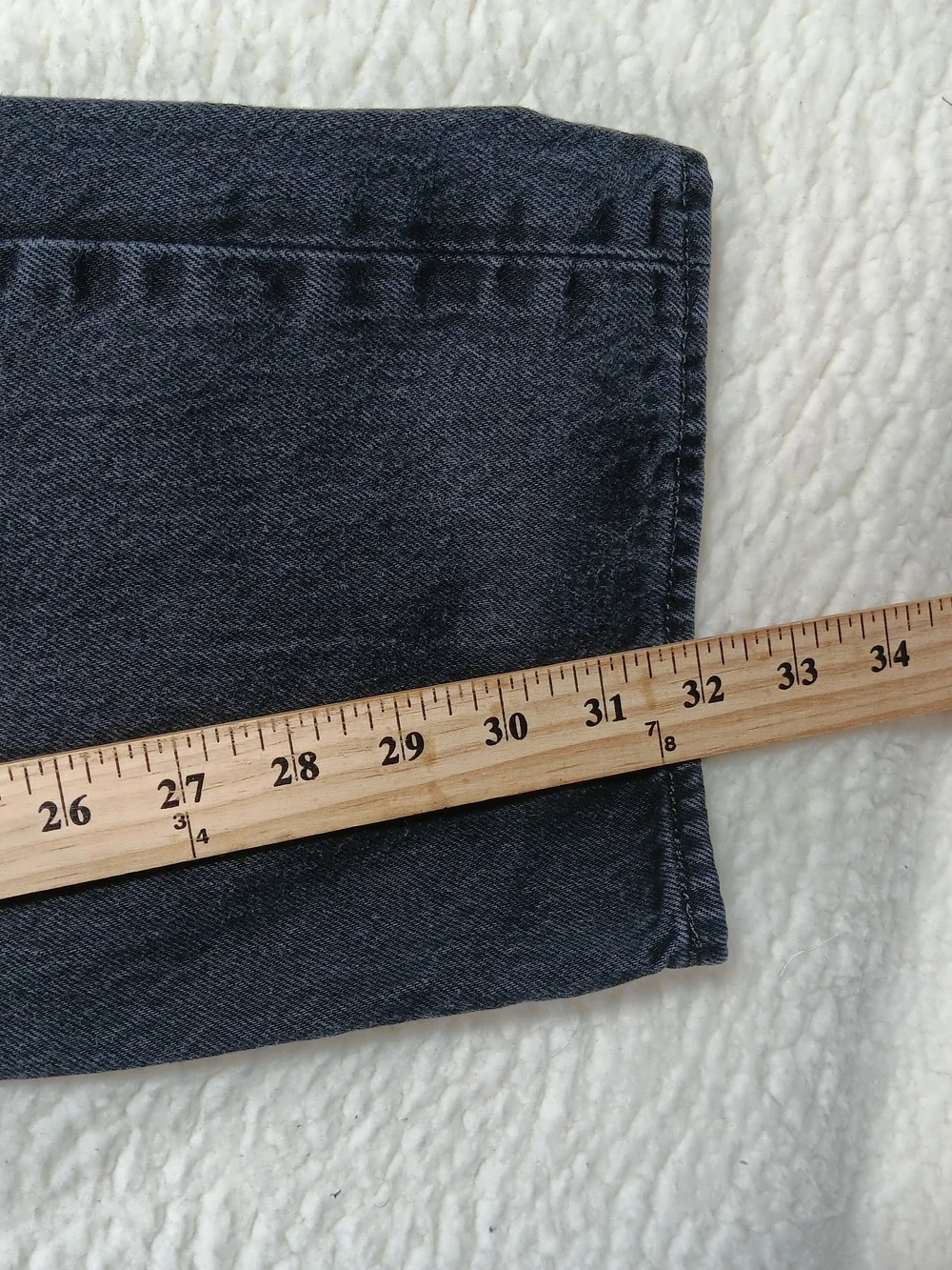 Levis 501 Jeans Mens 34x34 (33x32) Black Denim Straight Leg Button Fly Cowboy